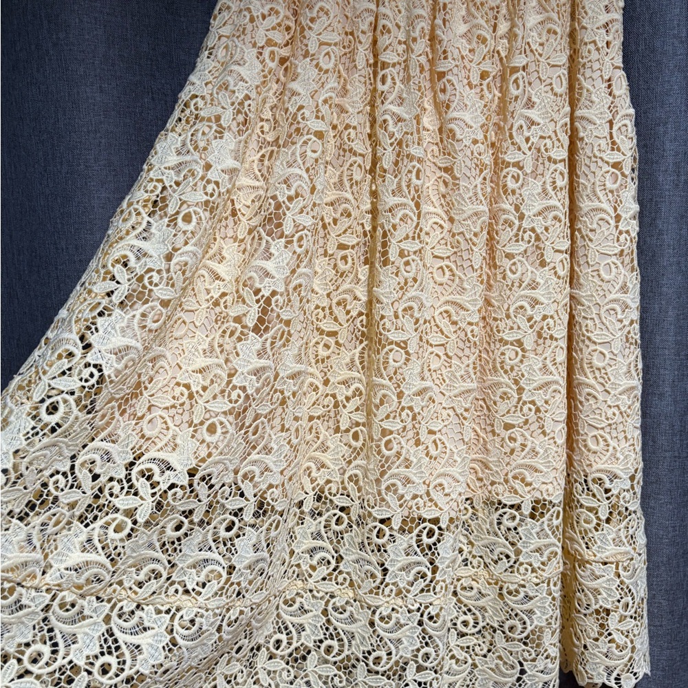 Elegant Lace Fabric in Butter Yellow